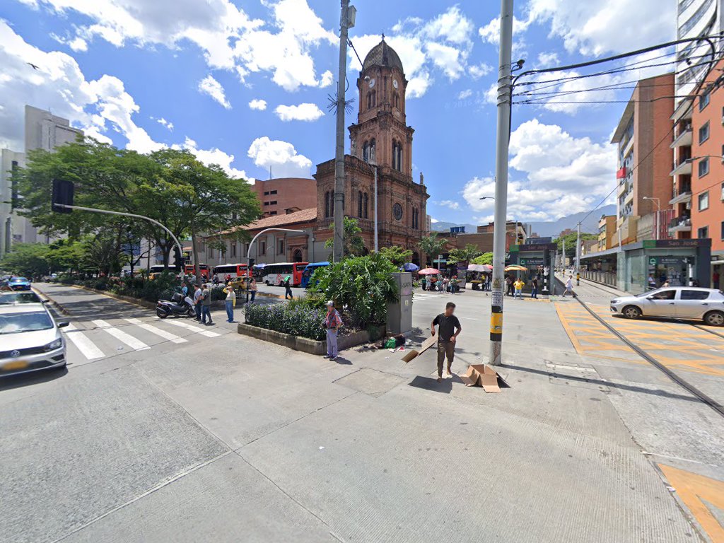 Toro Granada — Medellín