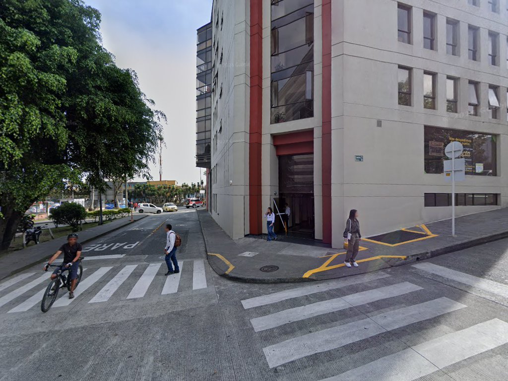OM ABOGADOS — Manizales