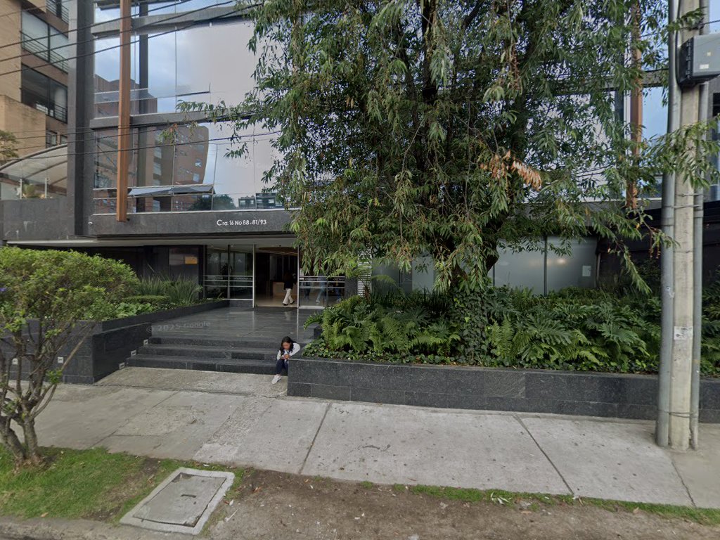 LEALTIS — Bogotá