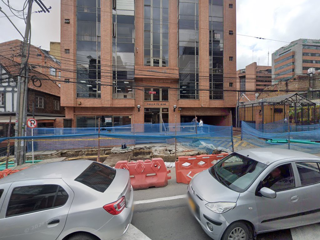 J. Correa Abogados S.a.s. — Bogotá