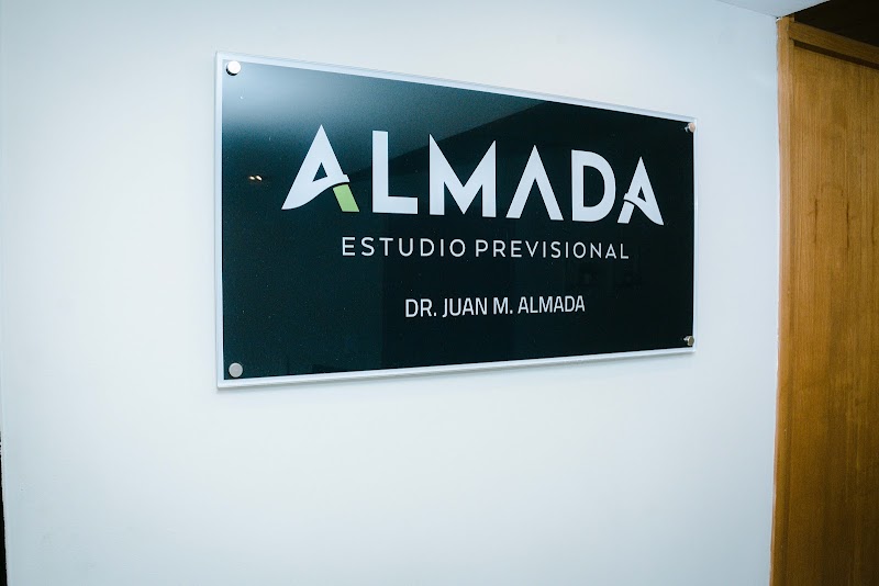 ESTUDIO ALMADA — San Martín