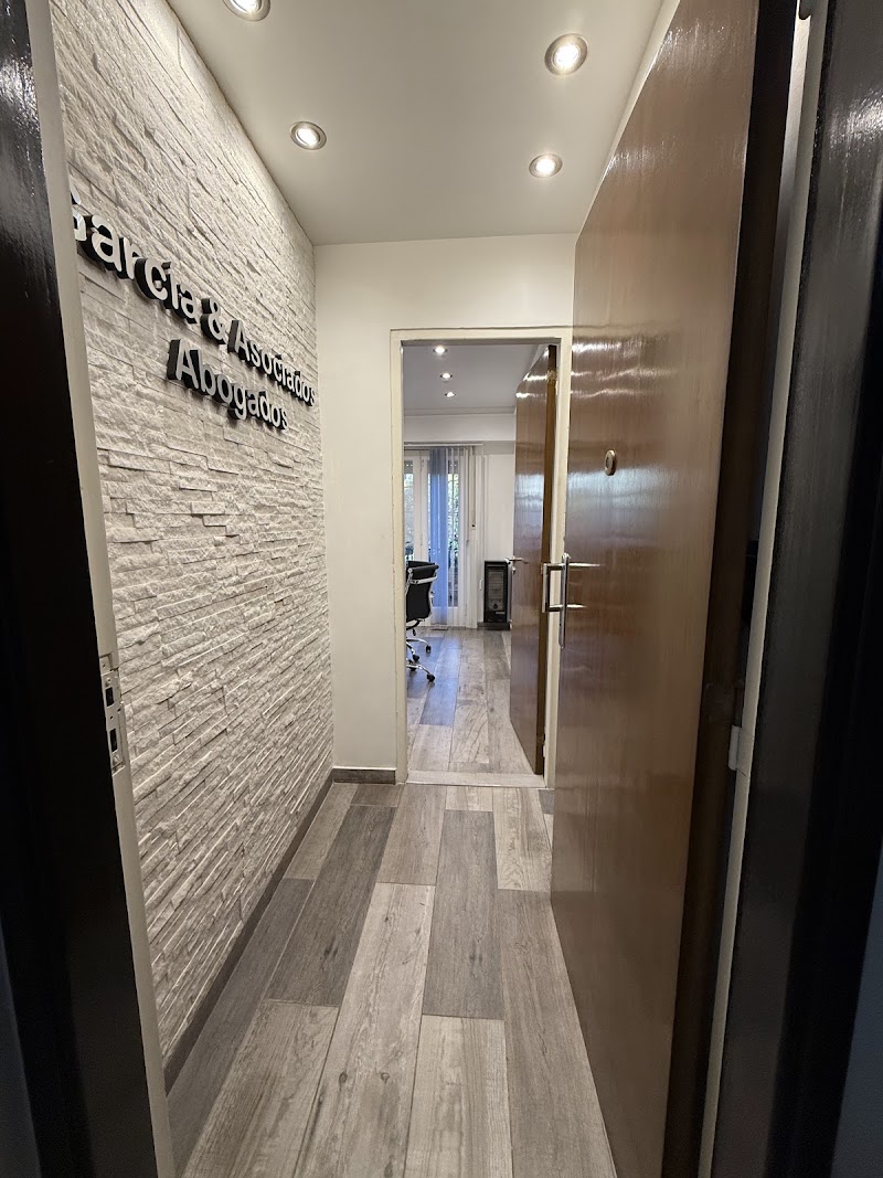 Estudio jurídico Garcia & asociados — San Justo