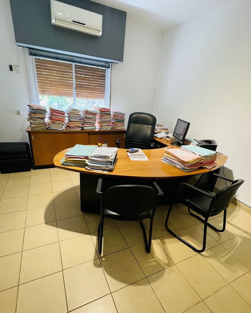 ESTUDIO DR. AL DOMINGO — Monte Grande