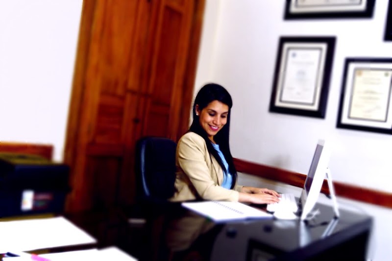 Cristina López - Abogada — Pasto
