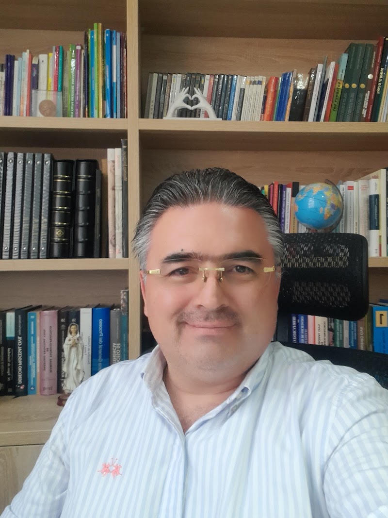 CARLOS HERNÀNDEZ ABOGADOS SAS CALI — Cali