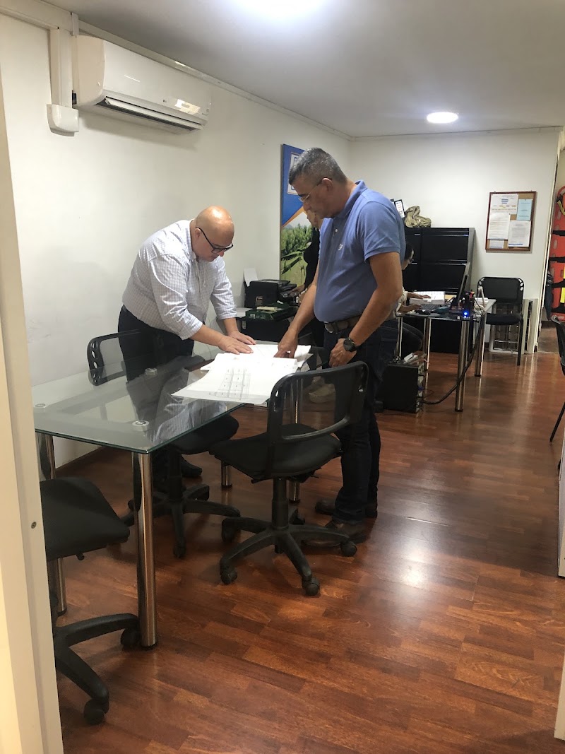 IUSTUM SAS — Bucaramanga