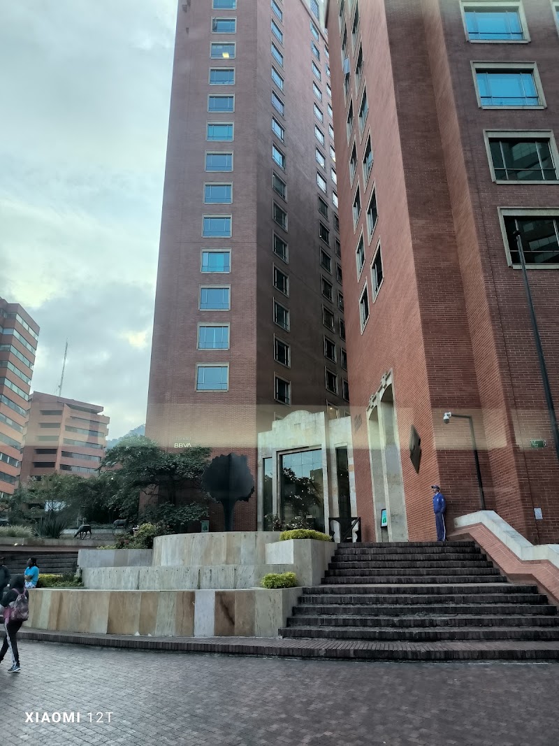 Posse Herrera Ruiz — Bogotá