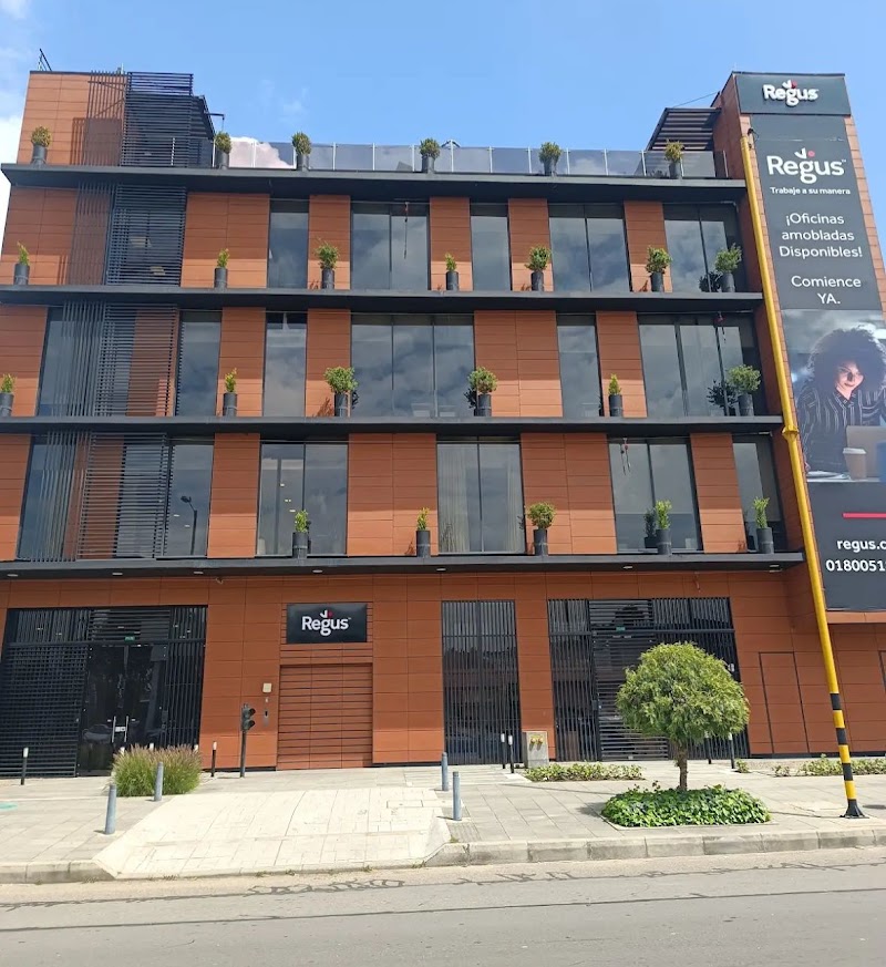 Strategic Lawyers S.A.S. — Bogotá