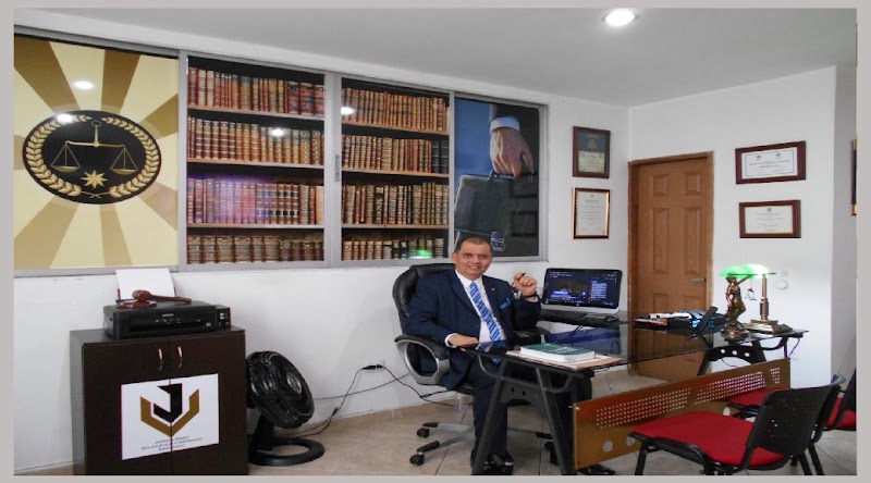 James Ariel Velásquez Cárdenas, Abogado Penalista, ExFiscal y Docente universitario. — Pereira