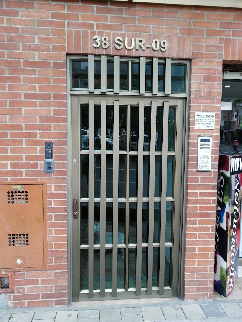 Abogado Laboral Colombiano — Envigado