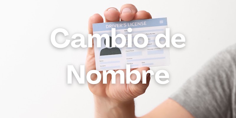 Abogada Carol Valdes — Valdivia