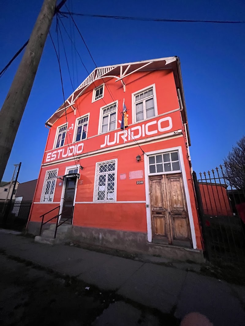 Abogado Arcos Eirl — Punta Arenas