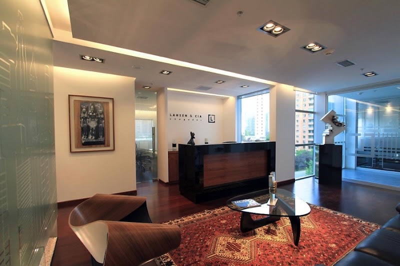 Lahsen & Cia. Abogados — Las Condes