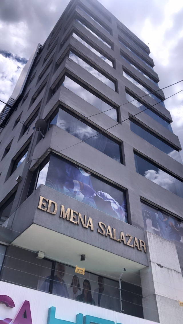 ECC Abogados Consultores — Quito