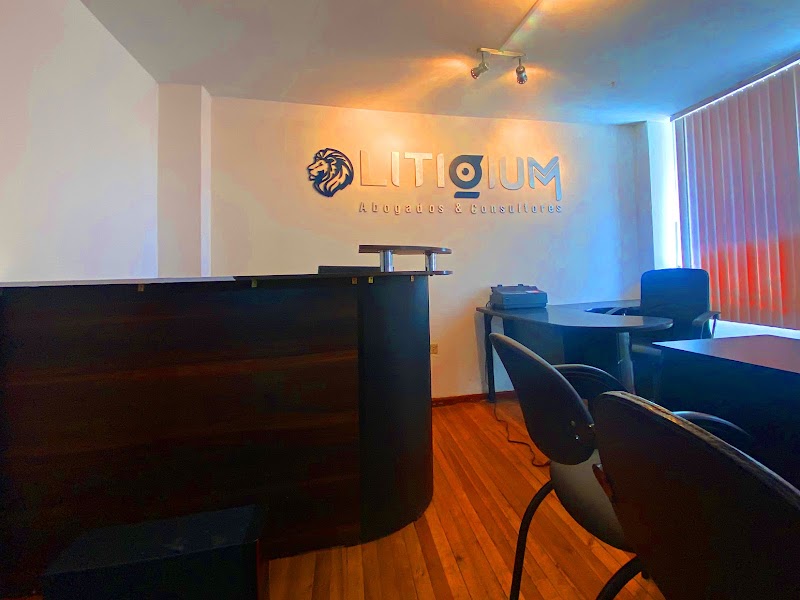 Litigium Abogados&Consultores — Riobamba