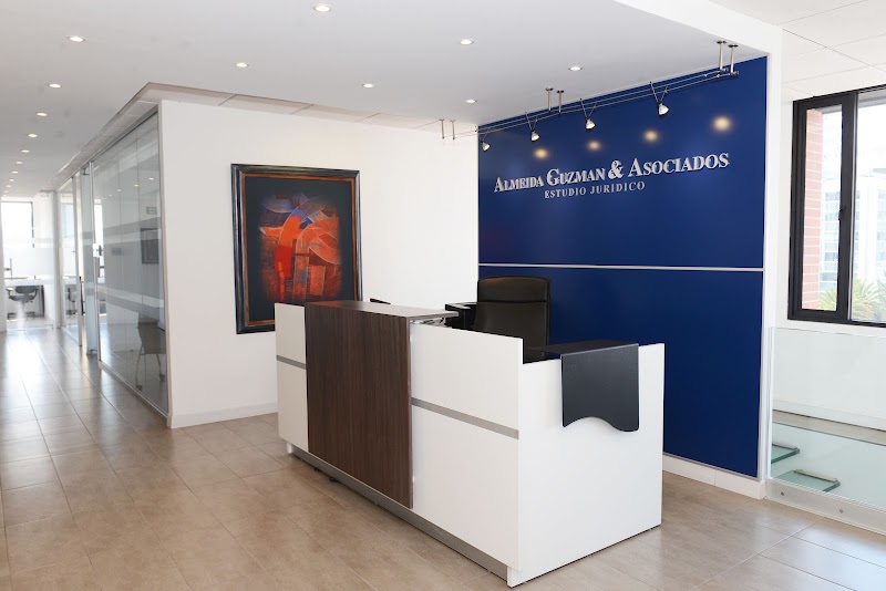 ALMEIDA GUZMAN Y ASOCIADOS — Quito