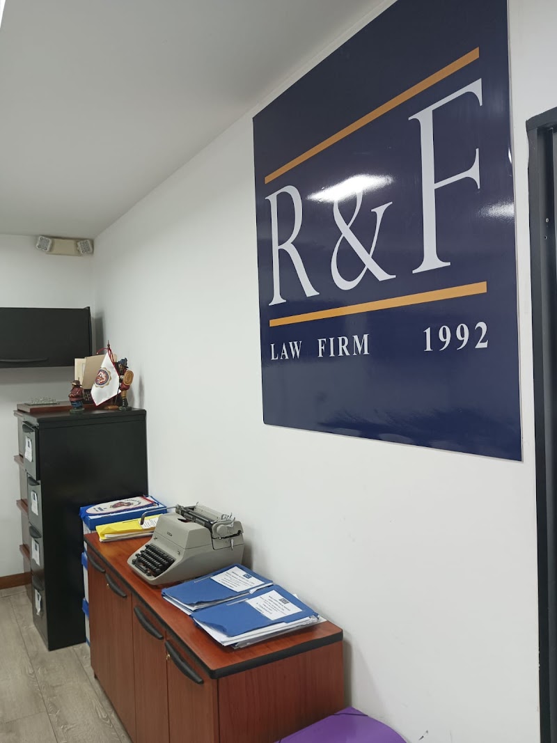 R&F Abogados — Quito