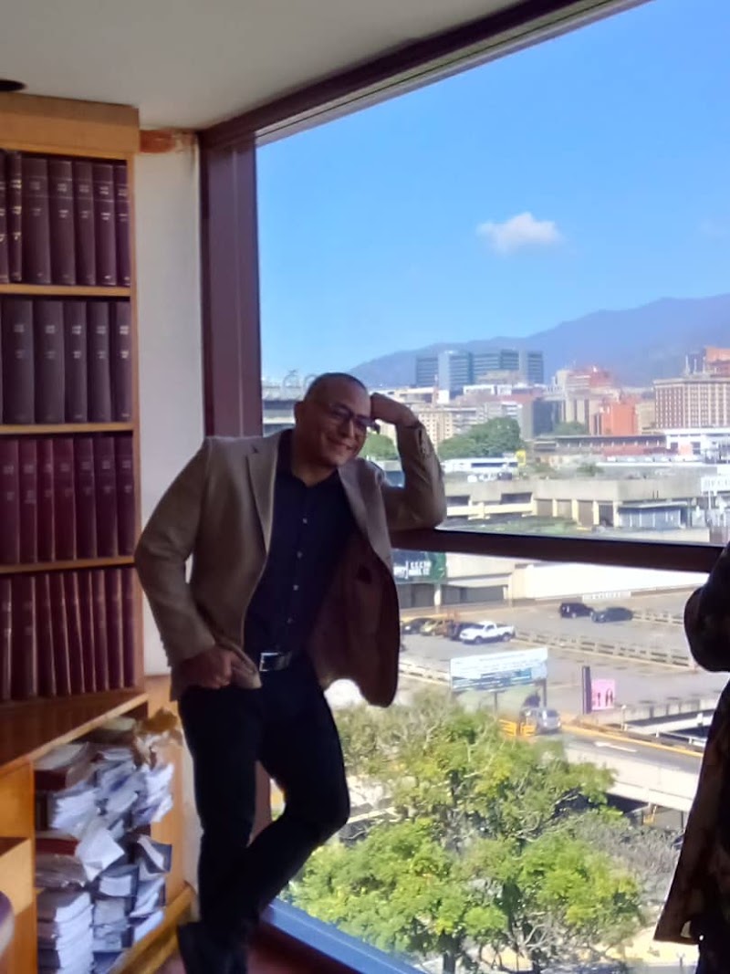 Abg. Juan José Niño Silverio | Abogado en Caracas y toda Venezuela — Caracas
