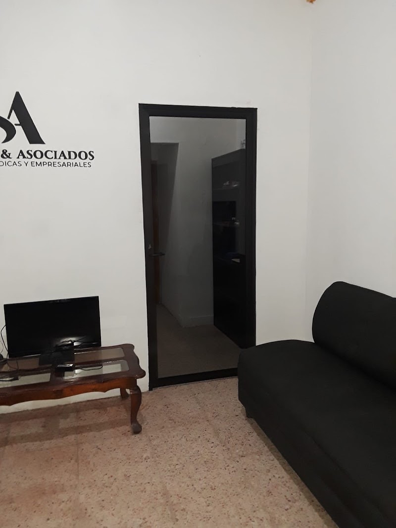 Santiago & Asociados