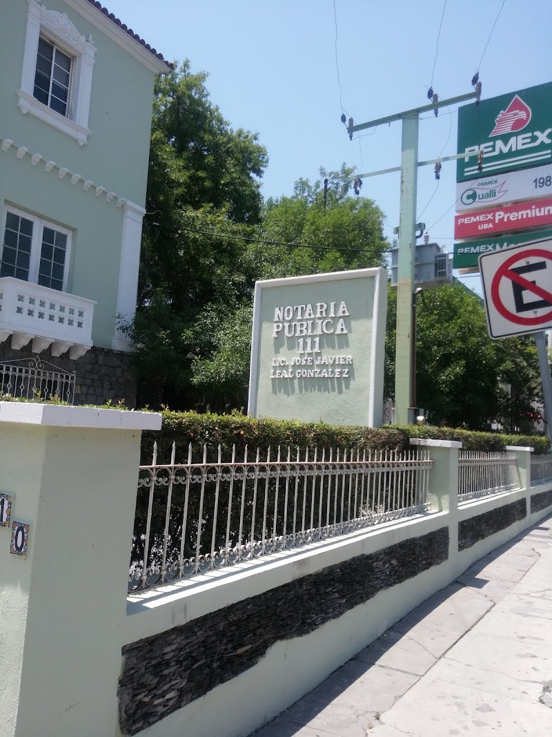 Notaría Pública 111