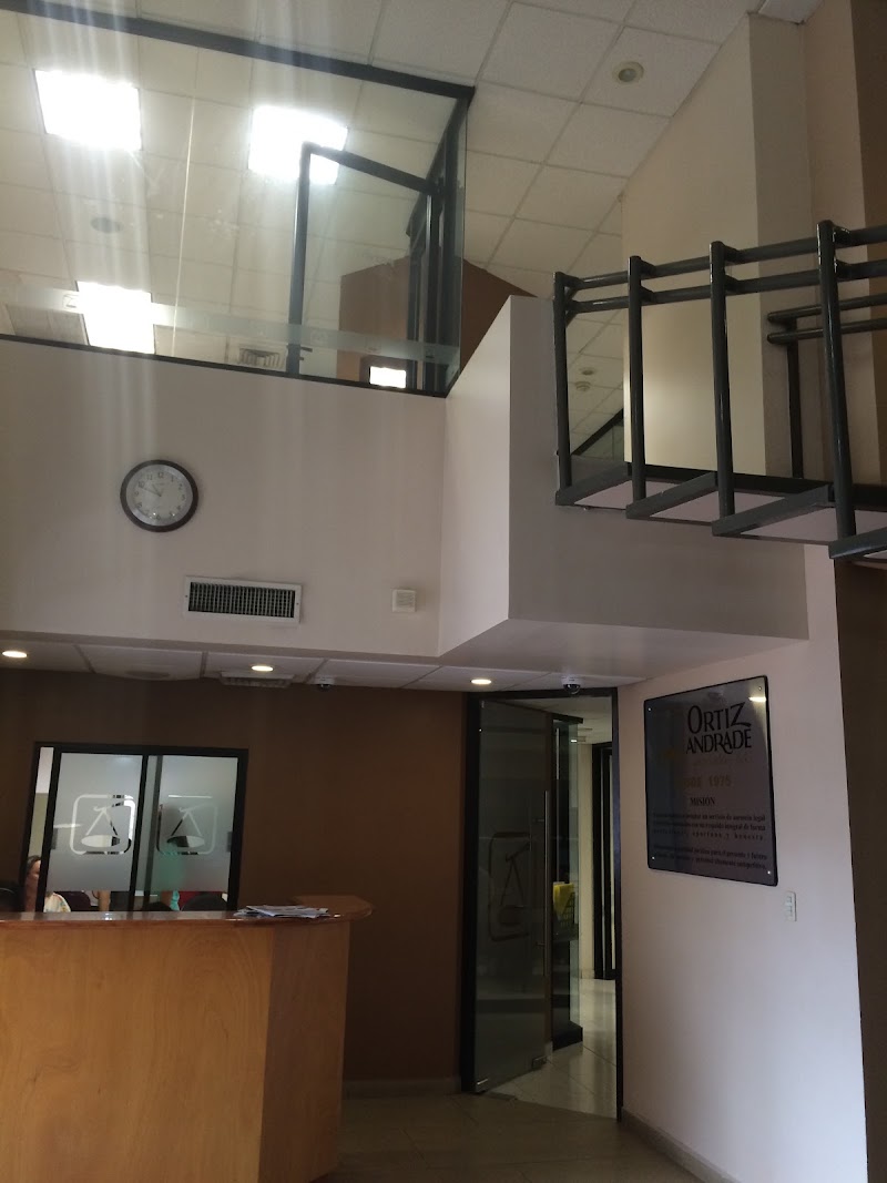 Bufete Ortiz Andrade y Asociados