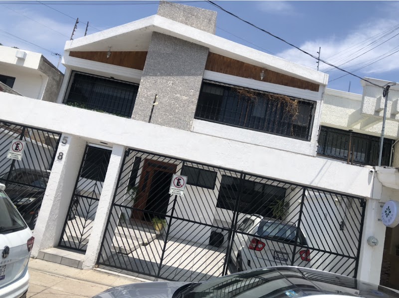 Yolanda S. Zaldívar Abogacía Preventiva Mediadora-Conciliadora Privada Certificada CPFyJR-PRIVADA-GTO 42