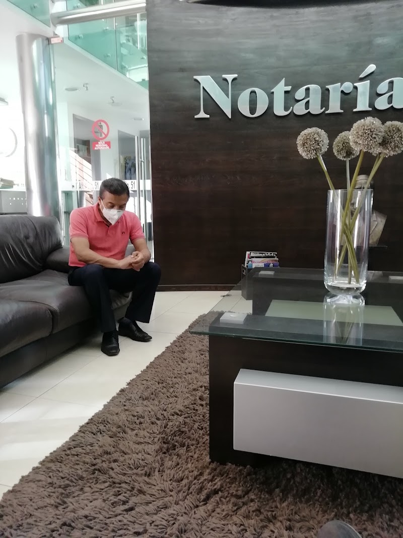 Notaría Pública No. 51