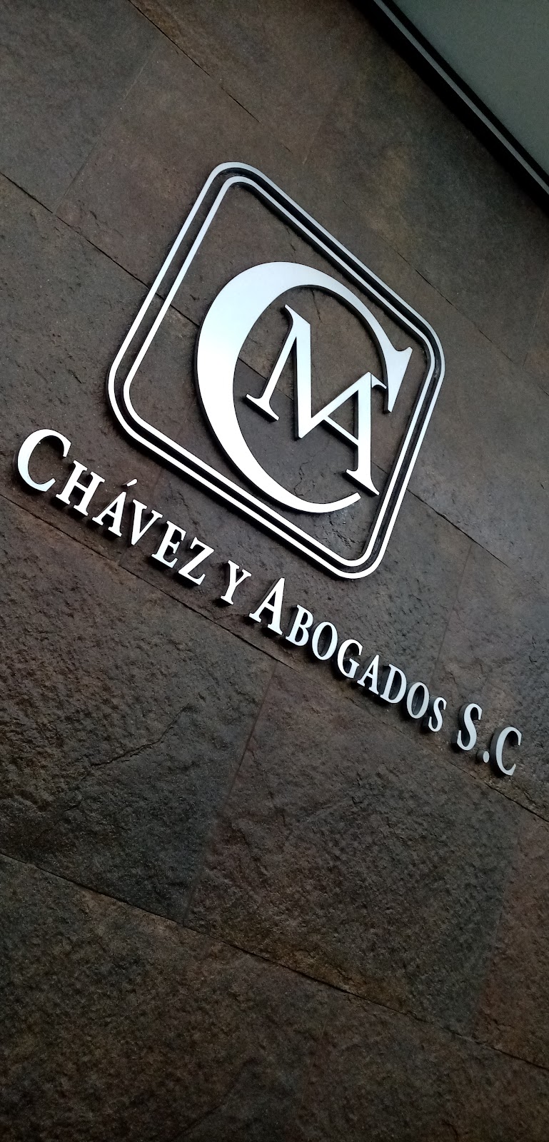 Marcos Chávez y Abogados