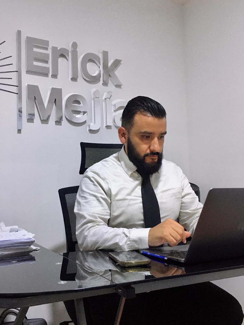 Abogado Erick Mejía