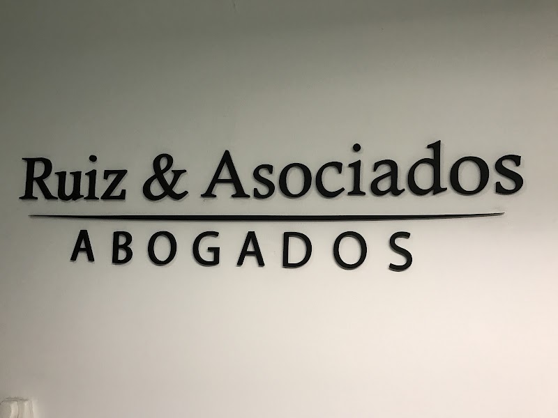 Ruiz & Asociados (CORPORTIVOS JURIDICOS)