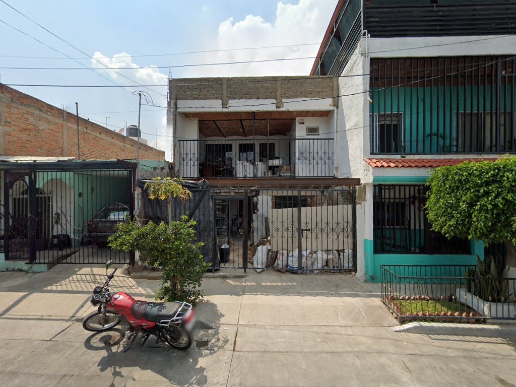 MOYA & ASOCIADOS ABOGADOS — Guadalajara