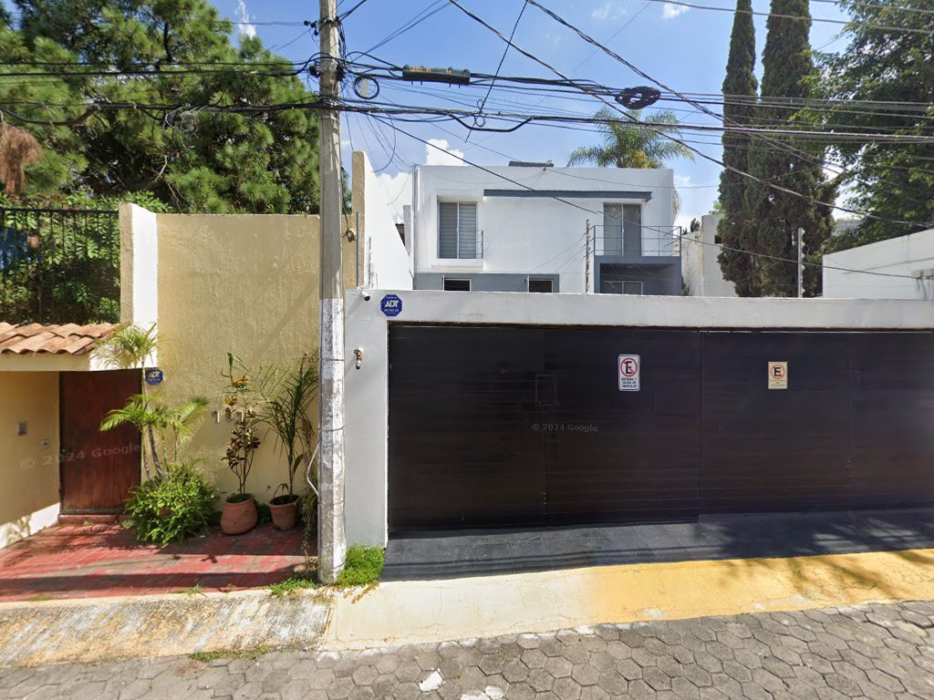DE LEÓN • CORDERO & MARTÍNEZ — Zapopan