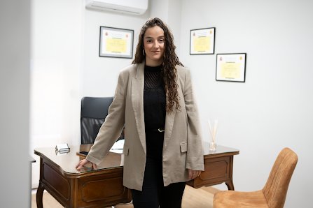 Neus Vendrell Briansó Advocada — Tarragona