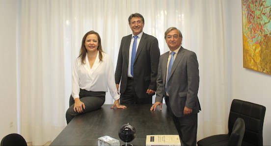 Advocare Abogados — Sevilla