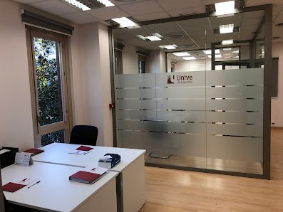 Unive Abogados — Granada
