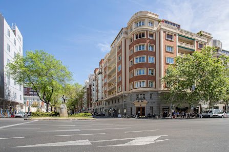 SUMMONS Abogados