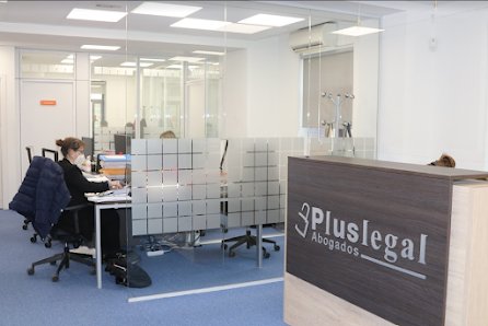Pluslegal Abogados — Madrid