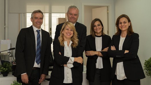 Bennet & Rey Abogados/Lawyers — Madrid