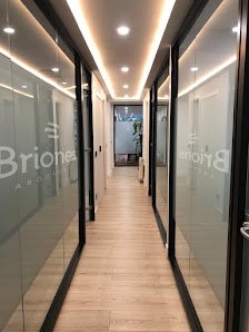 Briones Abogados — Madrid