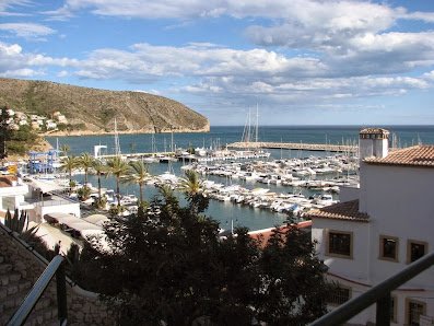 Elena Valentin Pedro abogada — Moraira