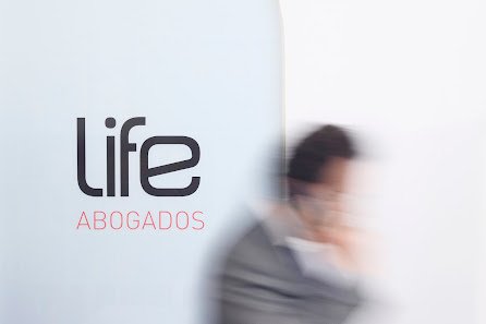Life Abogados