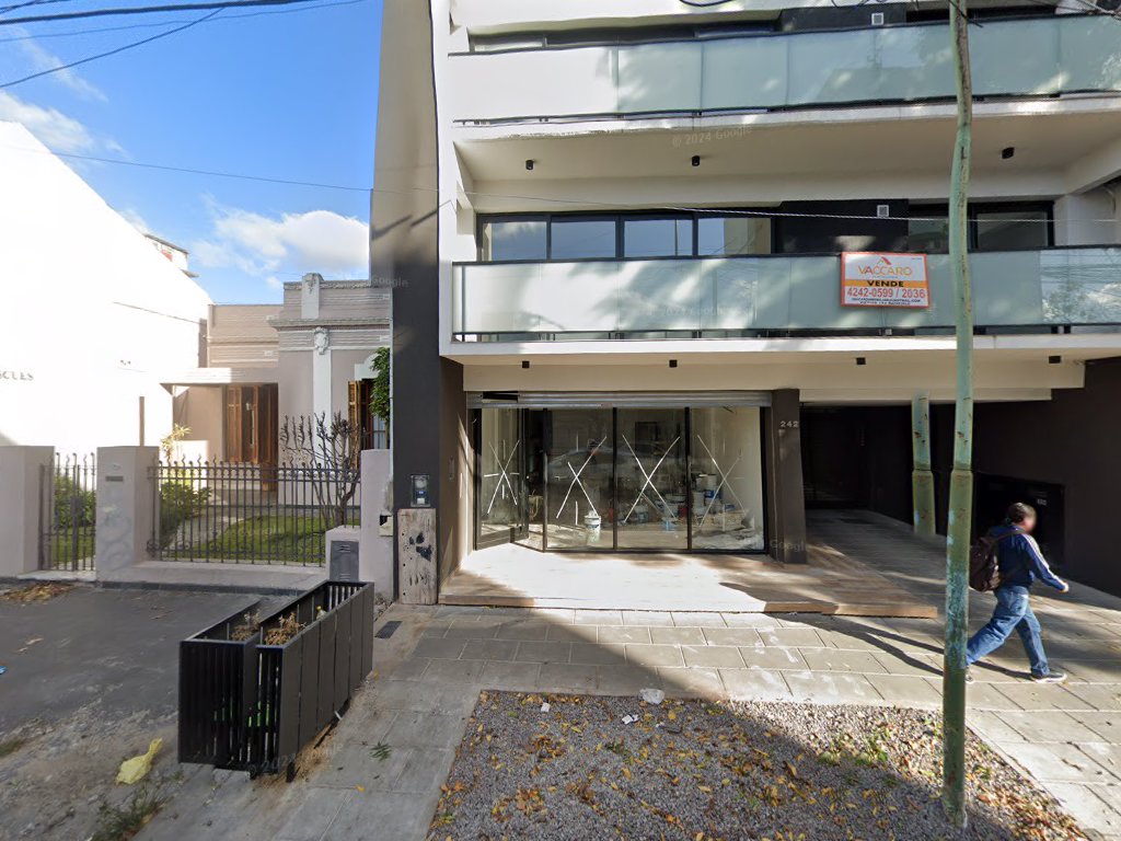 Carrocera Navascues Marti Abogados — Banfield