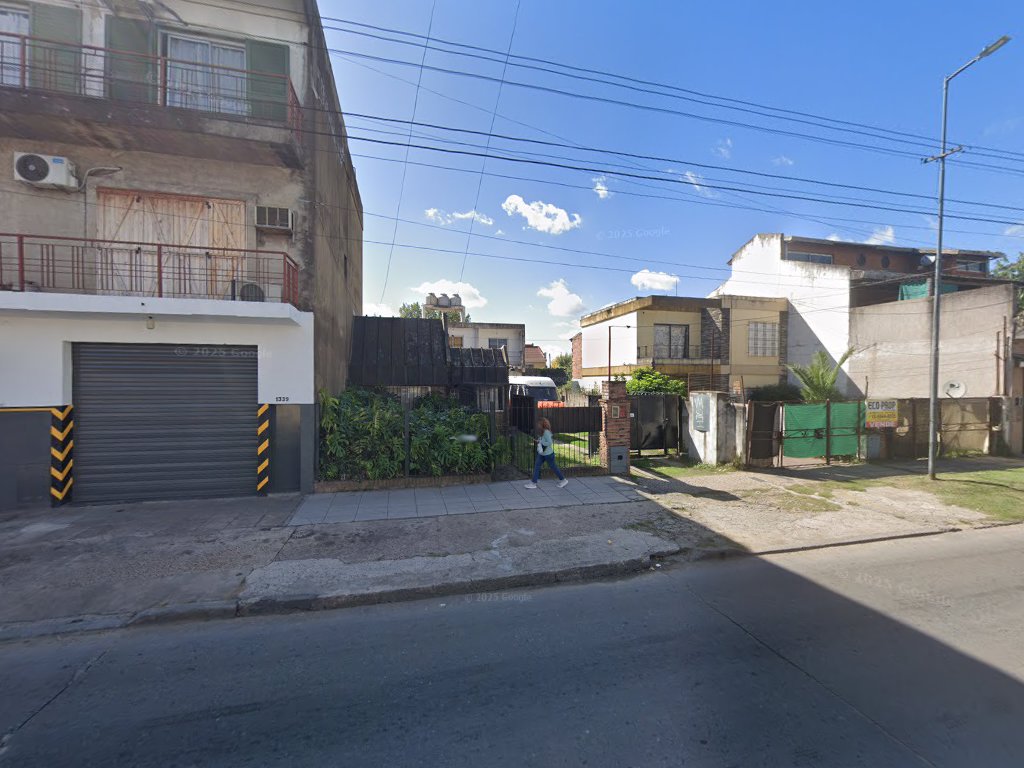 Adrian luna 3335 — Hurlingham