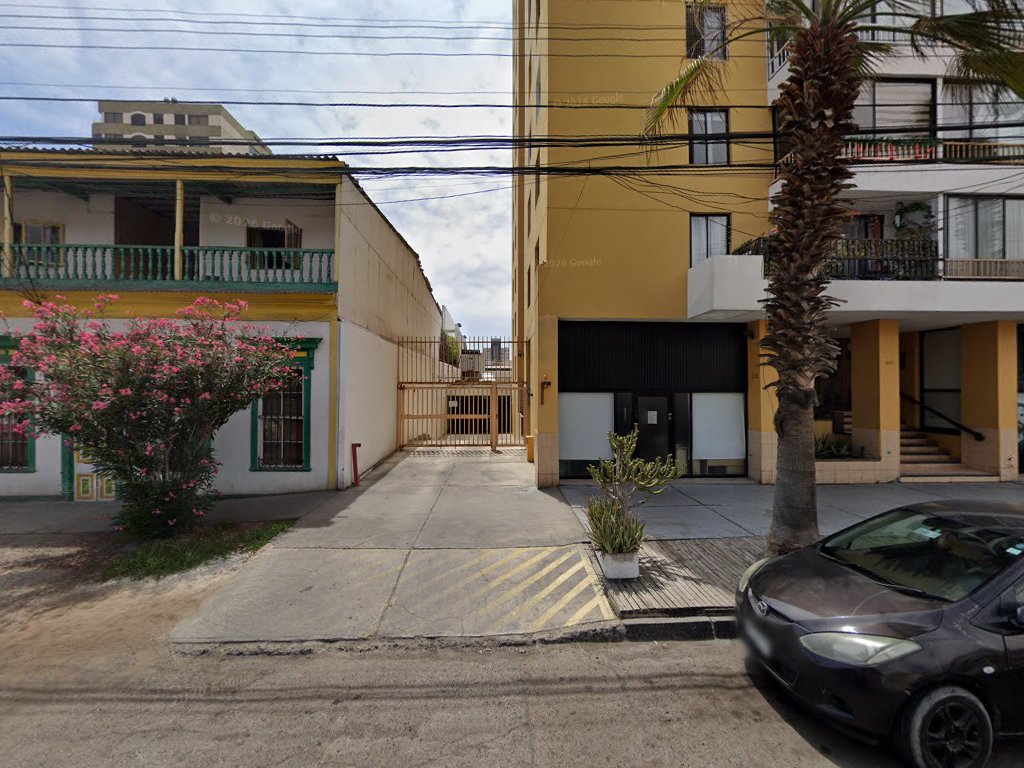 Luxem Burgos Mella — Iquique
