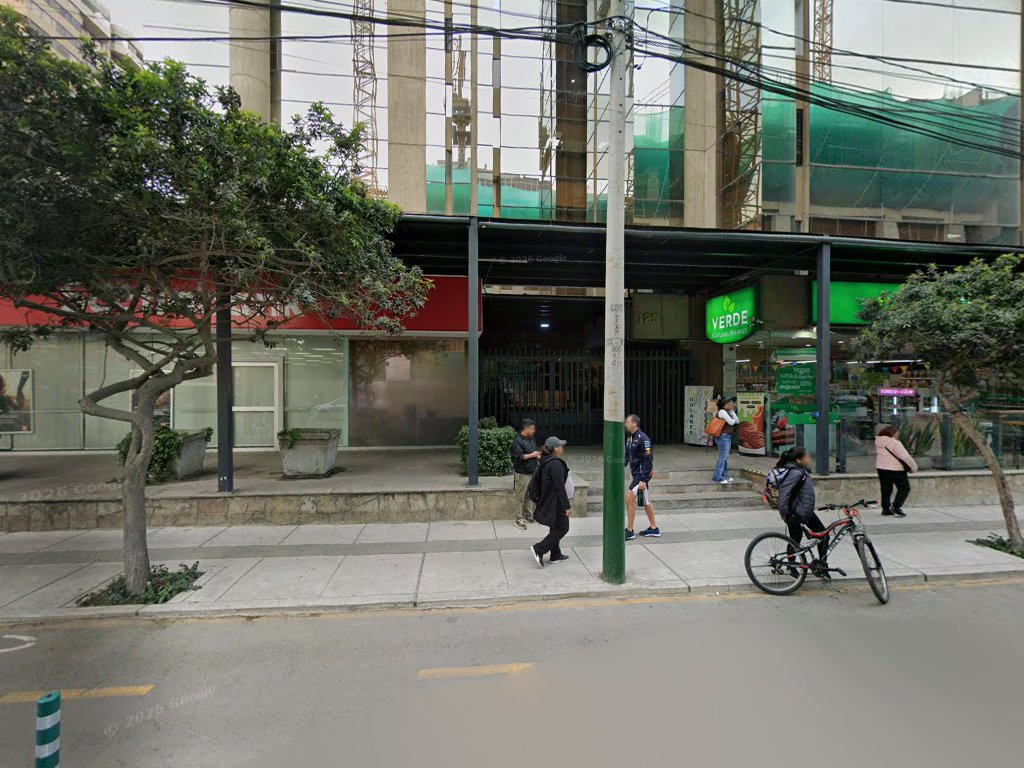 Estudio Colmenares & Asociados — Miraflores 18