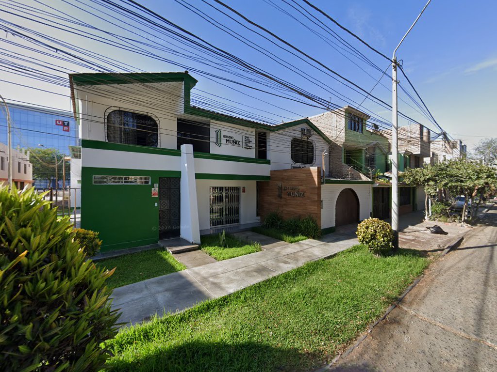 Estudio Muñiz - Ica — Las Palmeras N° 195