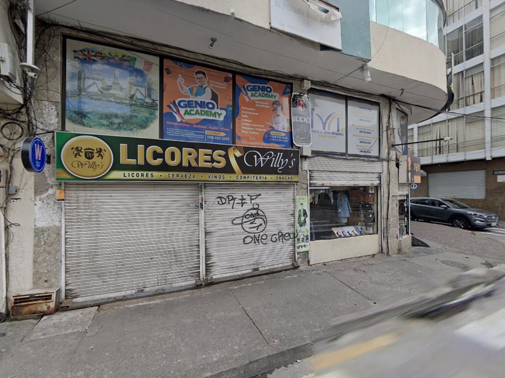 Dra. Isabel Paredes | Asesoría Jurídica — Ambato